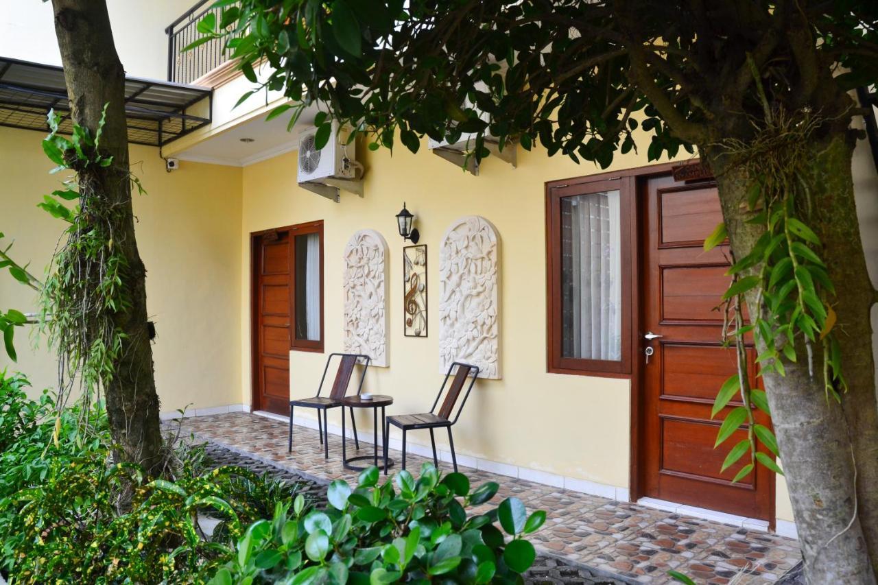Roemah Canting Homestay Jogjacarta Exterior foto