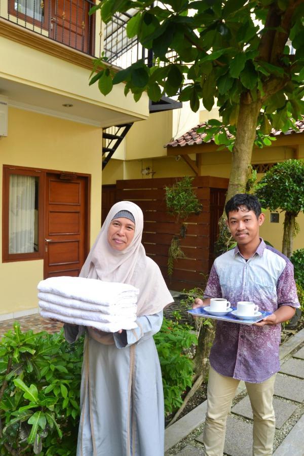 Roemah Canting Homestay Jogjacarta Exterior foto