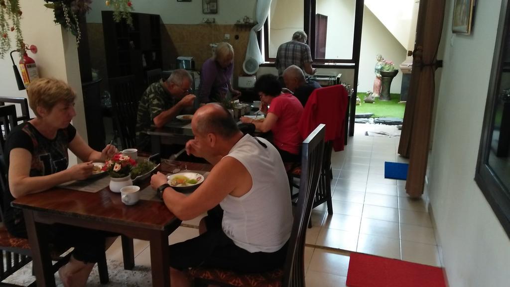 Roemah Canting Homestay Jogjacarta Exterior foto